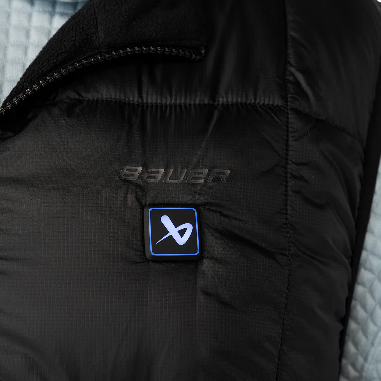 BAUER REDLINE MENS HEATED VEST SENIOR - Image 6