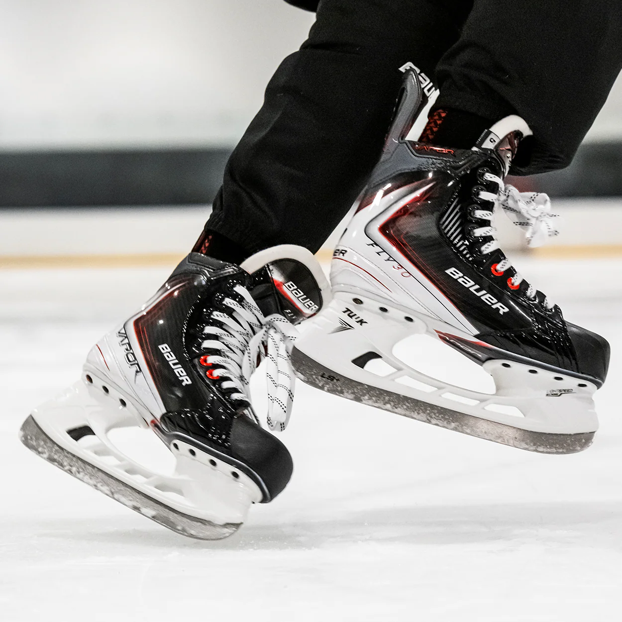 BAUER VAPOR FLY30 SKATE SENIOR - Image 3