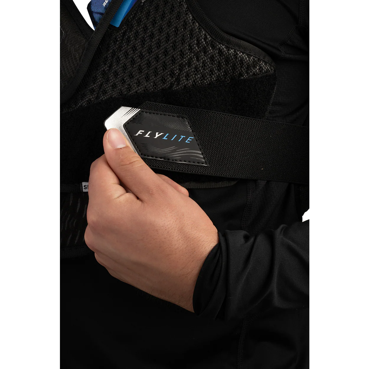 BAUER VAPOR FLYLITE SHOULDER PAD INTERMEDIATE - Image 3