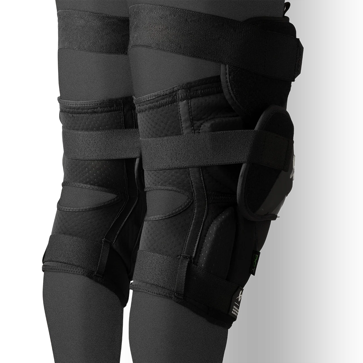 S25 BAUER PRO KNEE GUARD SENIOR - Image 2